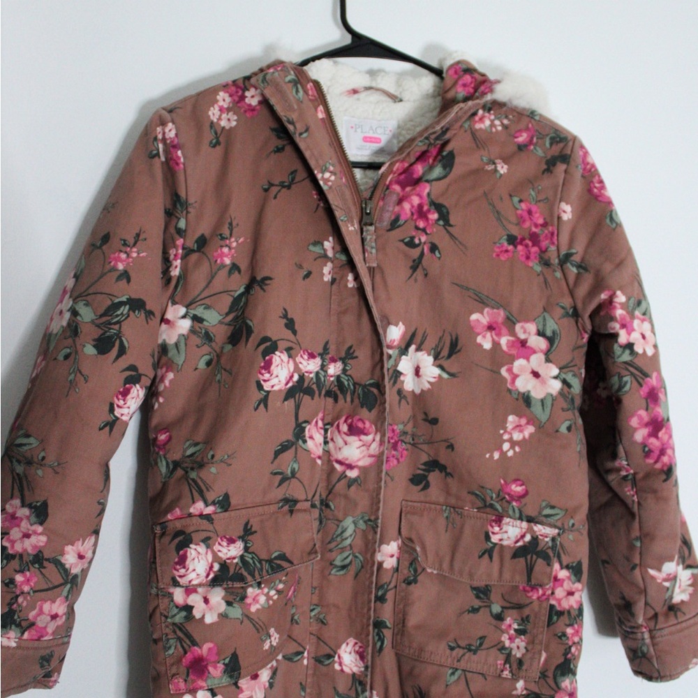a PLACE brand jacket for girls in size L (6-10-12). It has a floral design